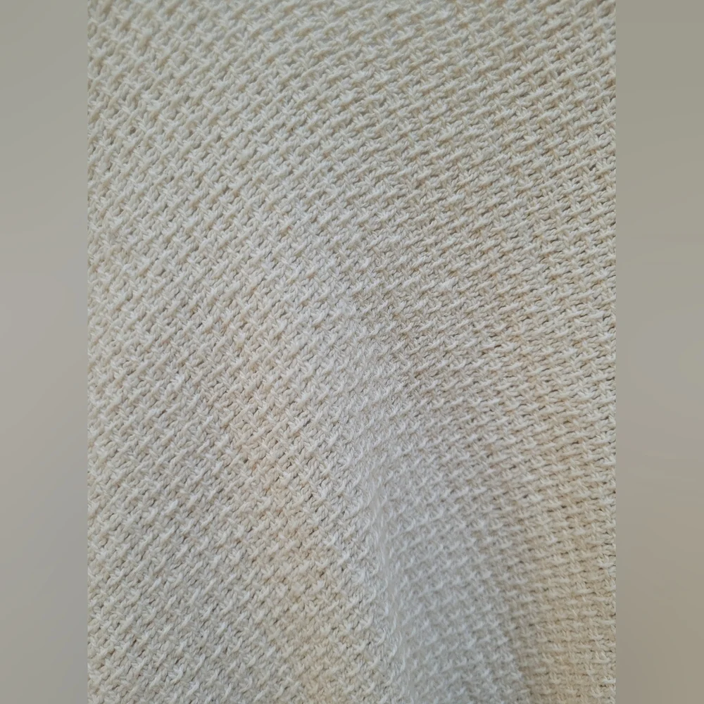 Open back sweater - Picture 3 of 4